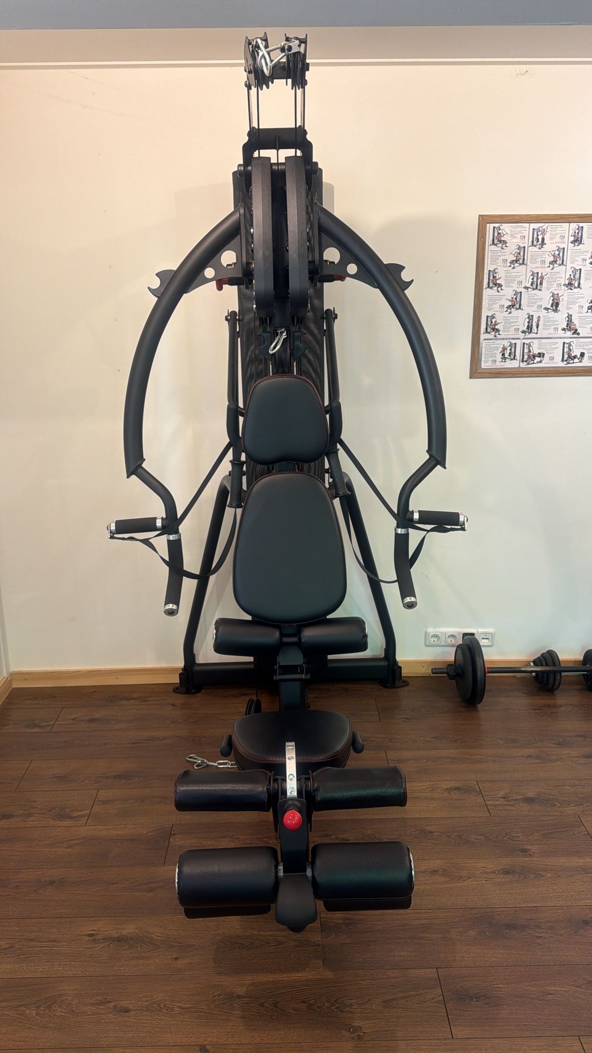 Multi-gym krachtstation — vooraanzicht
